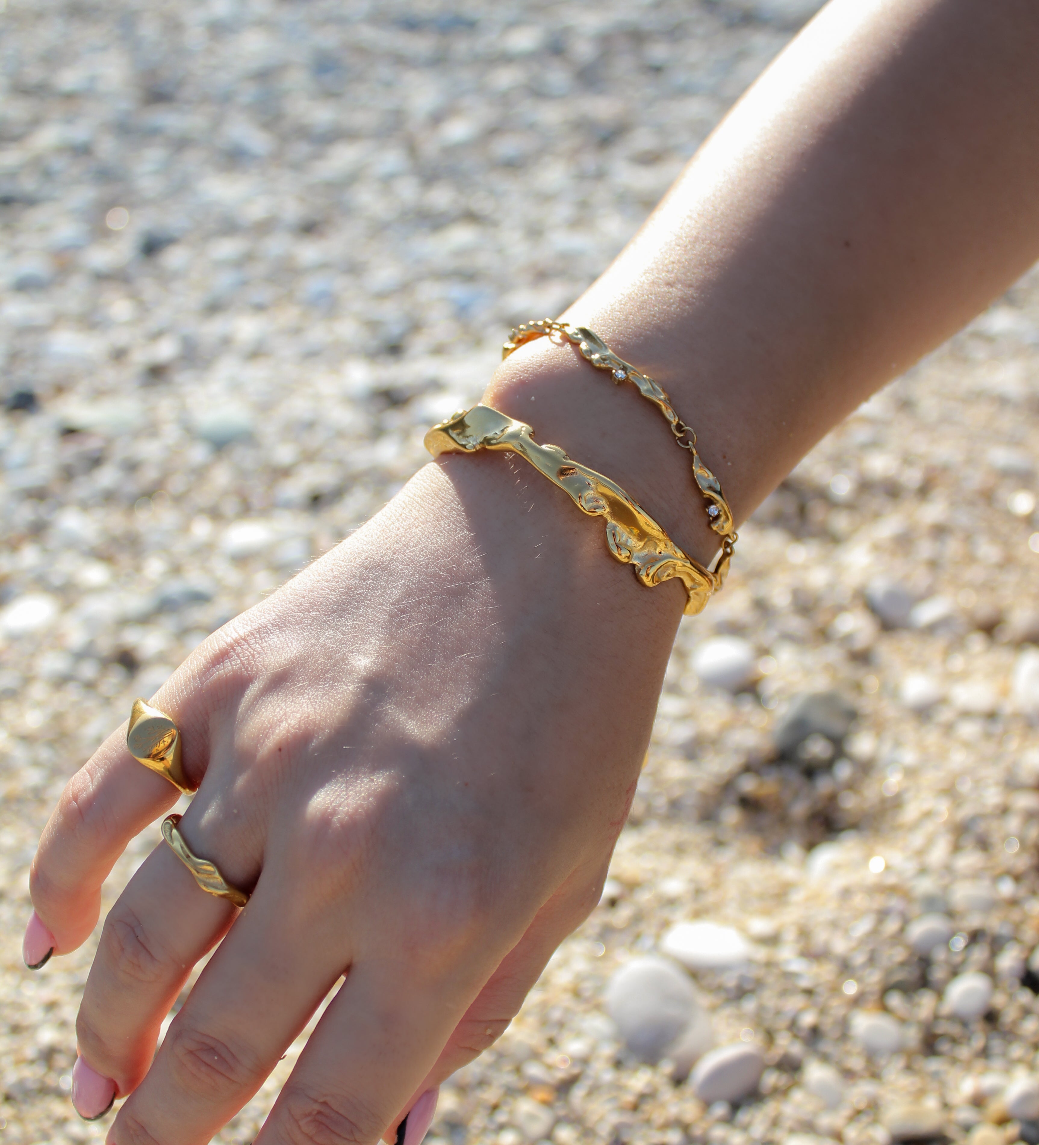 Wave bracelet