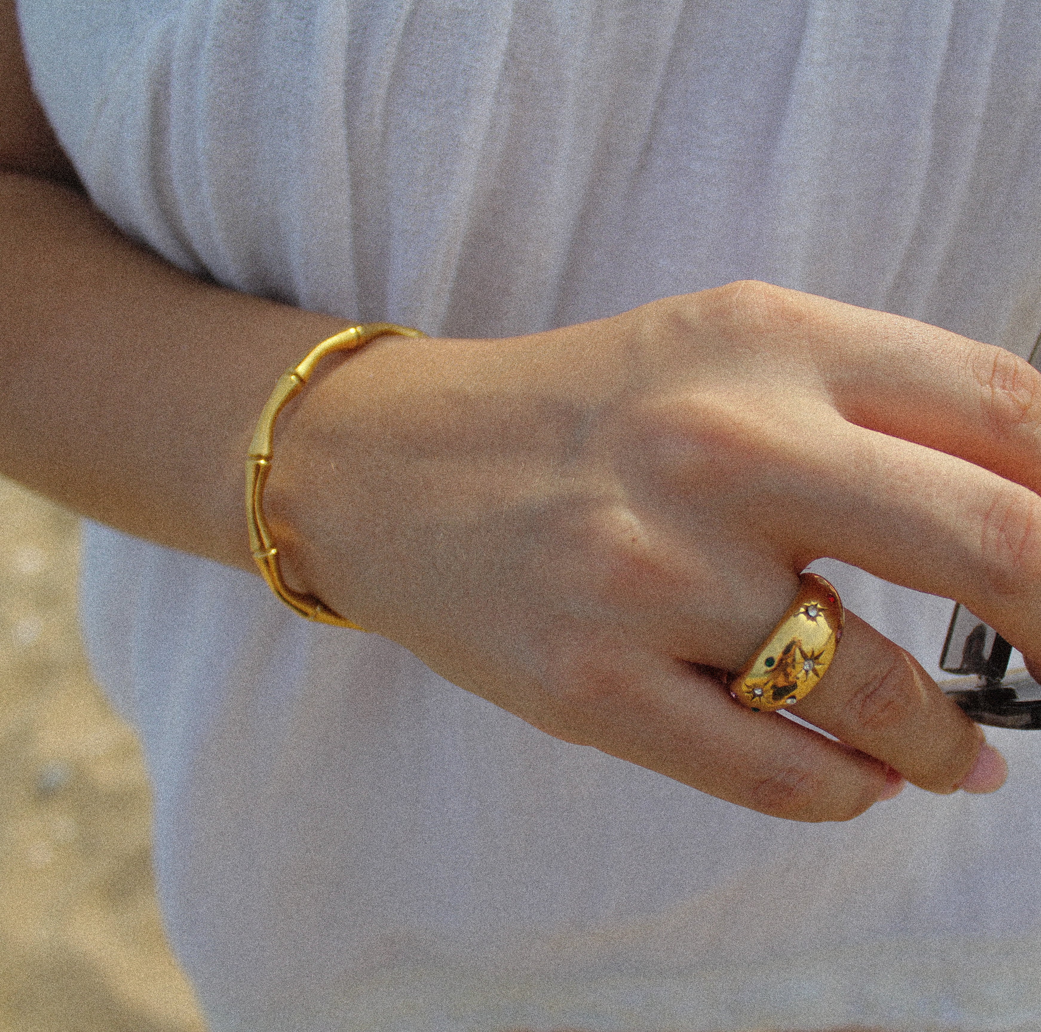 Colorful stars ring