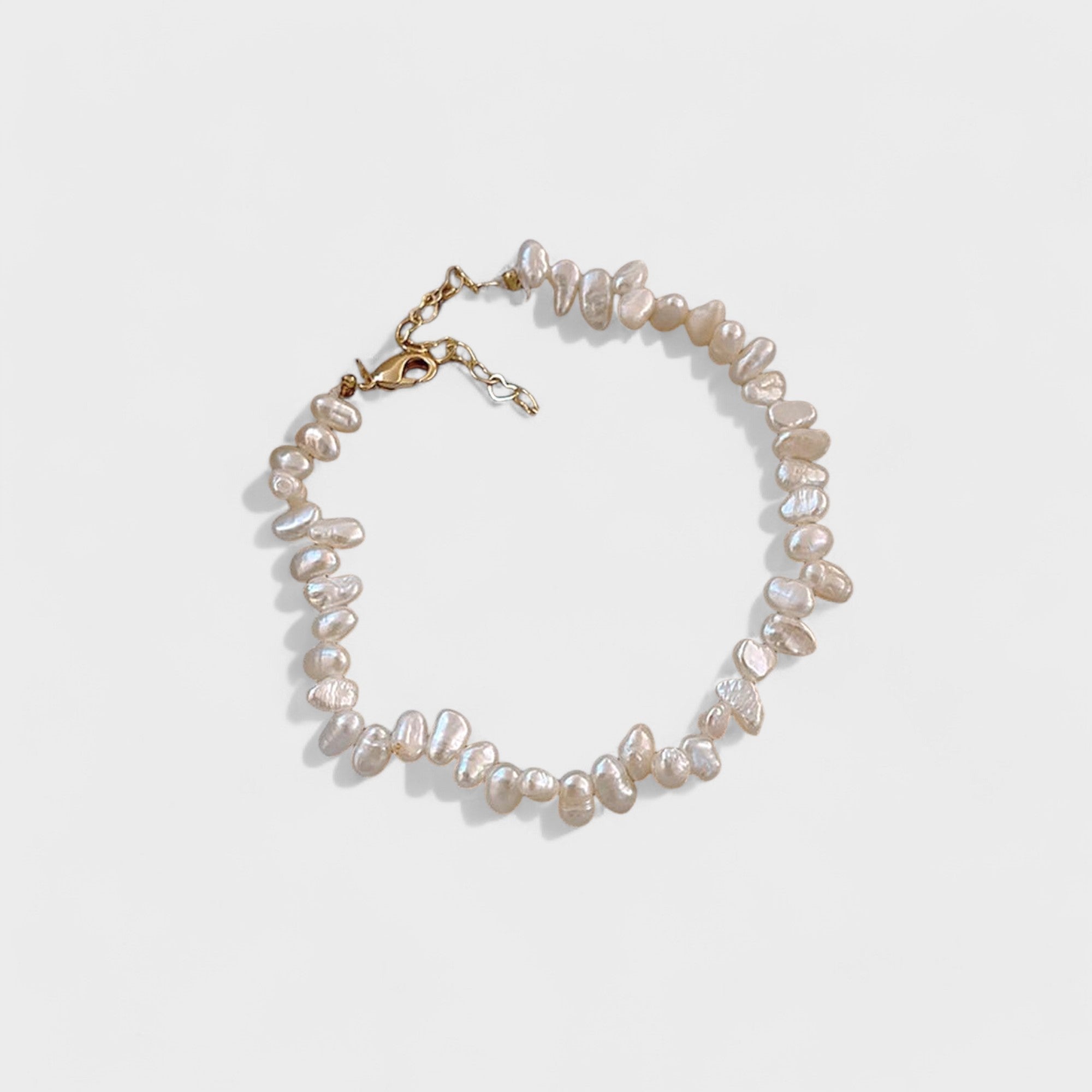 Irregular pearl bracelet