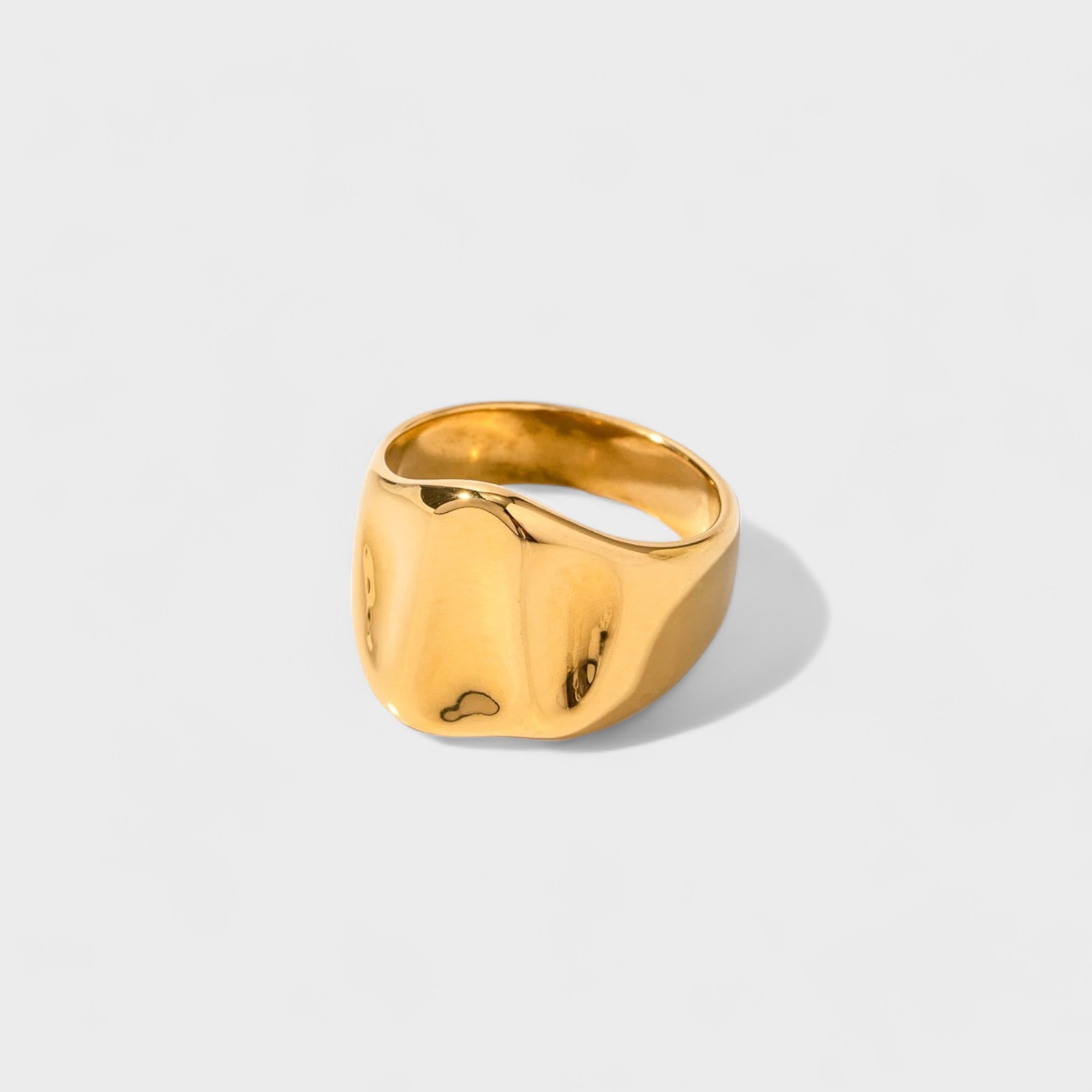 Irregular signet ring