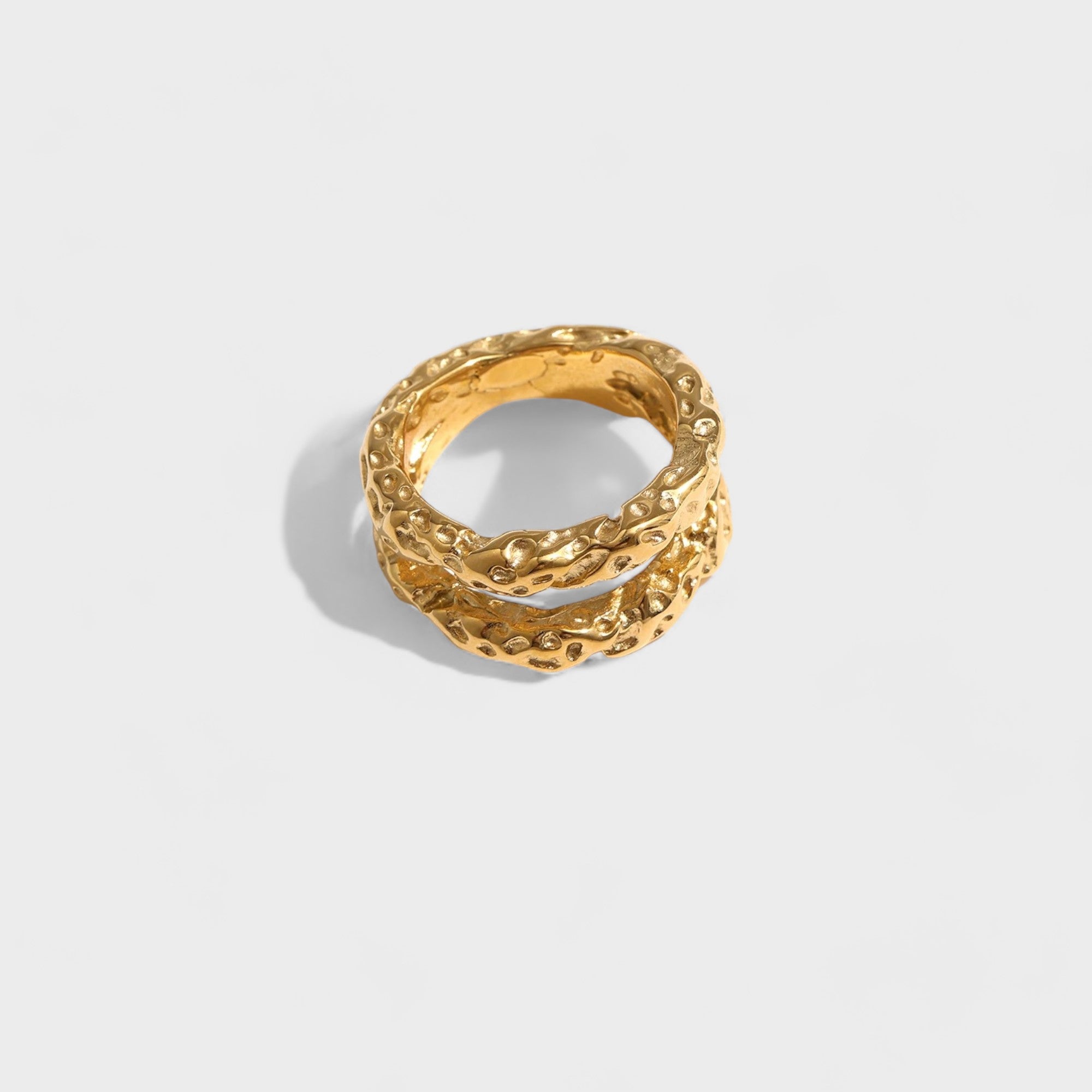 Hammered ring